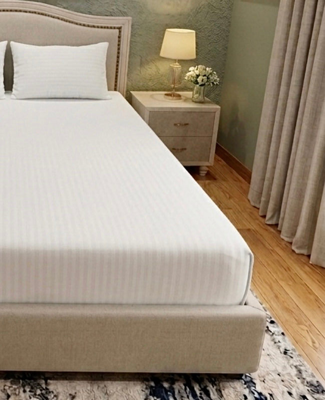 White King-Fitted Bedsheet Set